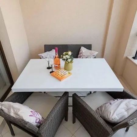 First Line Beach Apartment Sozopol, Kavaci Beach 索佐波尔