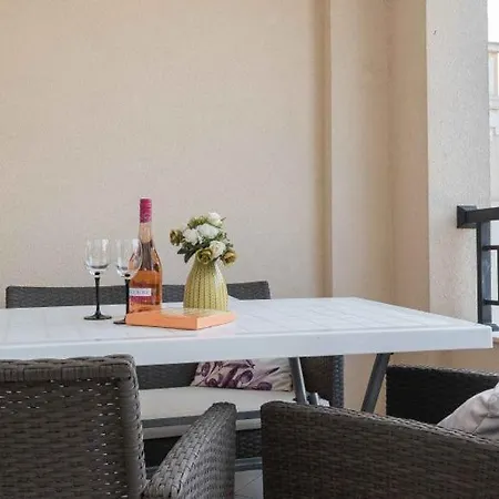 First Line Beach Apartment Sozopol, Kavaci Beach 索佐波尔