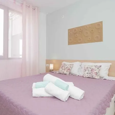 First Line Beach Apartment Sozopol, Kavaci Beach Appartement *