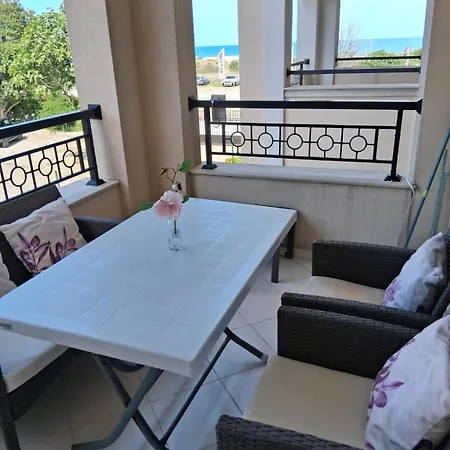 Апартамент First Line Sozopol, Kavaci Созопол